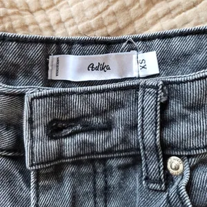 Adika jeans xs EUC thumbnail 2
