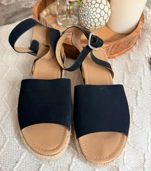 Soda Espadrille Flatform Sandals Black Nubuck thumbnail 1