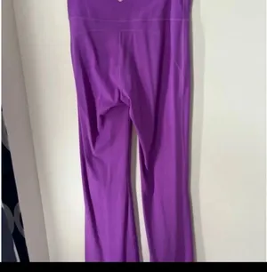Lululemon Flare Leggings thumbnail 4