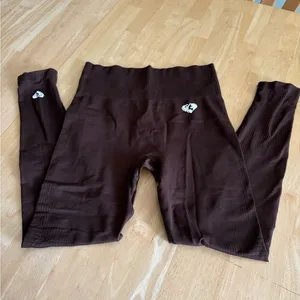 Women’s Best Power Seamless Leggings size small Chocolate brown thumbnail 1