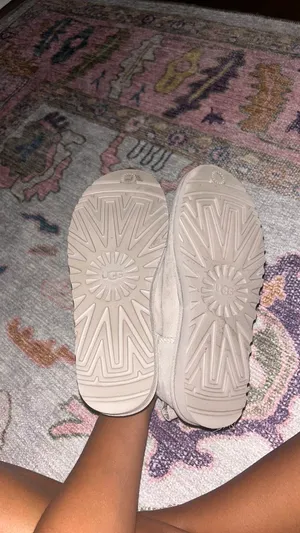 UGG Classic Ultra Mini Women’s thumbnail 2