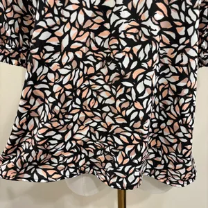 Evereve‎ Penny XS Mock Neck Puff Sleeve Leaf Print Blouse Black Pink Preppy Work thumbnail 6