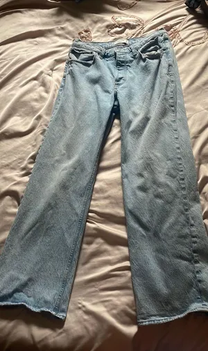 Low rise Jeans thumbnail 1