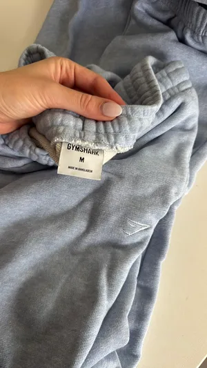 Gymshark Lounge Set Sweatpants & Sweatshirt thumbnail 6