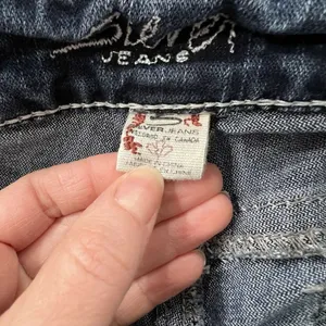 SILVER JEANS Women's Suki‎ Capri Denim Blue Jeans Size 27 thumbnail 4