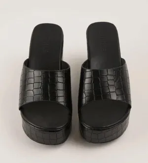 Cult Avenue Mule Heel thumbnail 2