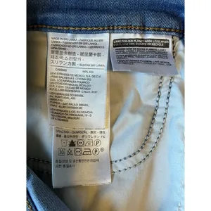 Levi's Women's 311 Shaping Skinny Jean Size 28 With Metal Detail thumbnail 5