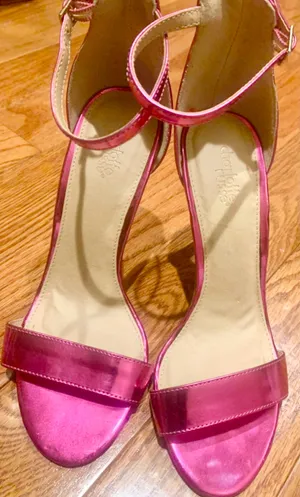 Charlotte Russe Metallic Fuchsia ankle strap Barbiecore Stilettos size 7 thumbnail 6