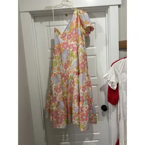J. Marie one shoulder midi floral dress Sz Medium Wedding Brunch Garden Party thumbnail 5
