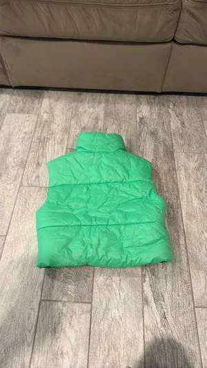 Green vest thumbnail 2