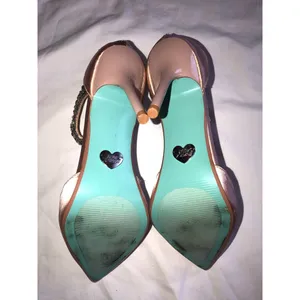 Betsey Johnson Kali Pump Size 8.5 Nude Satin Crystal Beads Fairy Evening Wedding thumbnail 7
