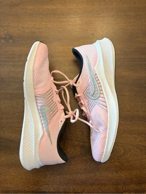 Nike Downshifter 11 Pink Foam/Silver Sneakers Girl's 6Y Women’s 7.5 Shoes New thumbnail 3