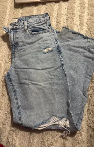 PacSun High-Rise Ripped Jeans thumbnail 1