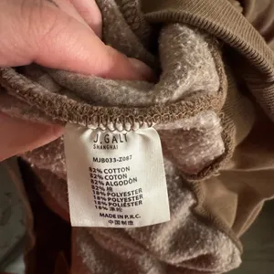 Brandy Melville Erica Sweatshirt Brown thumbnail 4