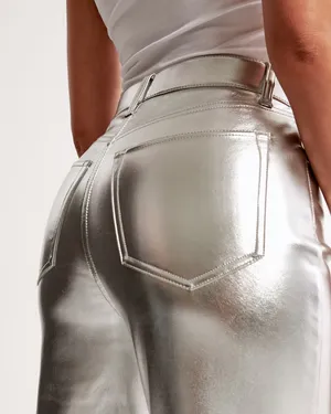 Abercrombie & Fitch Curve Love Vegan Leather 90’s Straight Pant In Silver thumbnail 3