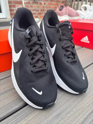 Nike REVOLUTION 8 Women's BLACK IRON GREY HJ8485-001 Athletic Sneaker Shoe Size 10 thumbnail 2