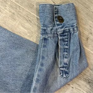 Denim & Co. Button-Up Denim Shirt Medium Cotton Blend Classic Western Retro thumbnail 5