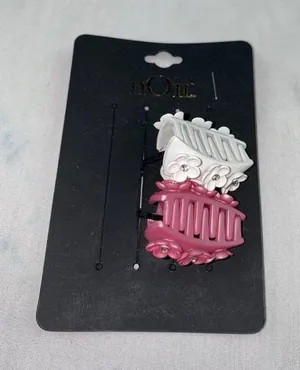 NEW Flower Hair Clips Pink thumbnail 1