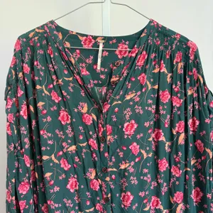 Free People Floral Mini Babydoll Dress Button Front Long Sleeve Green Pink M‎ thumbnail 4