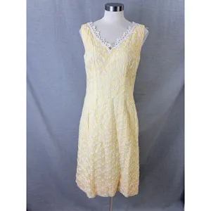 Vintage 1960s Handmade‎ Yellow Lace Overlay Sheath Dress Daisy Trim S thumbnail 7