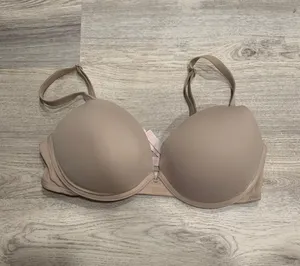 PINK Bra thumbnail 1