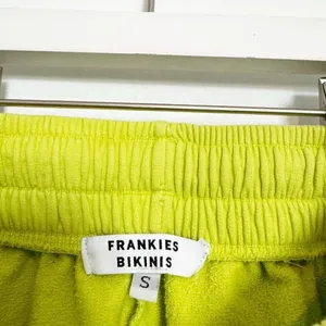 Frankies Bikinis Burl Shorts Size Small‎ Pink Butterfly Sweatshort Forest Fairy thumbnail 7