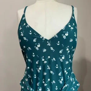 Hollister One Piece Floral Low Back V Neck‎ Front Tie Swimsuit Sz XL thumbnail 10