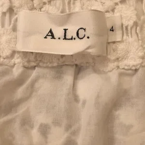 ALC Frank Bolen Lace White Floral Mini Off the Shoulder thumbnail 5