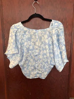 Mittoshop Blue Floral Crop Top thumbnail 2