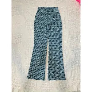 Urban Outfitters small Bryn pull on stretch flare pant P2 3393 thumbnail 9