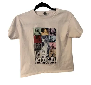 Taylor Swift The Eras Tour Graphic T-Shirt White Gildan Heavy Cotton Mens‎ Small thumbnail 1
