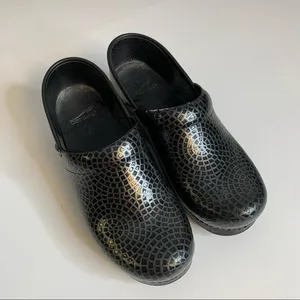 Dansko Professional Black‎ Gunmetal Metallic Womens Clog Work Shoe 39 8.5 thumbnail 2