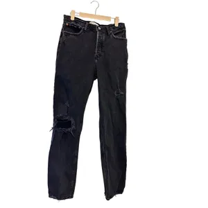 Abercrombie & Fitch High‎ Rise Mom Jeans Distressed Ripped Black Wash 28/6 thumbnail 2