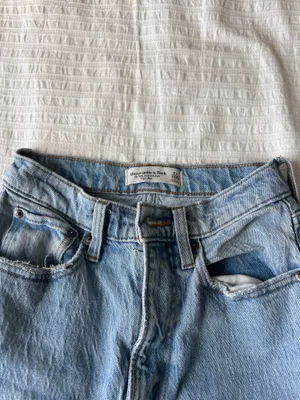 Abercrombie Jeans 90s High-Rise thumbnail 2