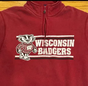 Gear for Sports Retro Wisconsin Badgers Red Quarter Zip Sweatshirt Relax Fit S Collegiate Bucky thumbnail 2
