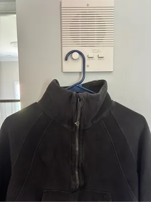 Black Lululemon Scuba (No Hood) Size XS thumbnail 3