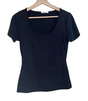 Mangopop black short‎ sleeved t-shirt women's S scoop neckline basic minimalist thumbnail 1