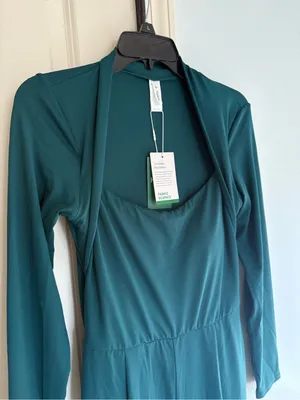 HALARA Emerald Green Wide-Leg Jumpsuit with Square Neck thumbnail 4
