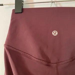 Lululemon Plum Purple Wunder Under High Rise Tights Cropped Ankle Women's size 4 thumbnail 7