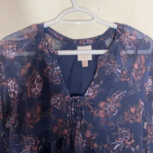 Knox Rose navy floral print sheep boho blouse with lace up detail size M thumbnail 4