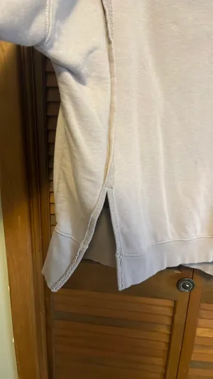 Beige crewneck thumbnail 3