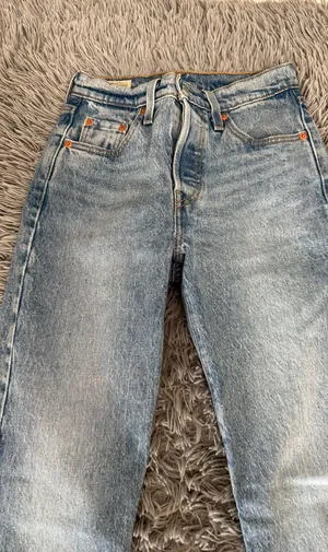 Levi’s 501 Jeans thumbnail 2