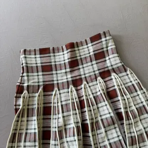 Apparalel Delta Plaid Knit Pleated Skirt thumbnail 4