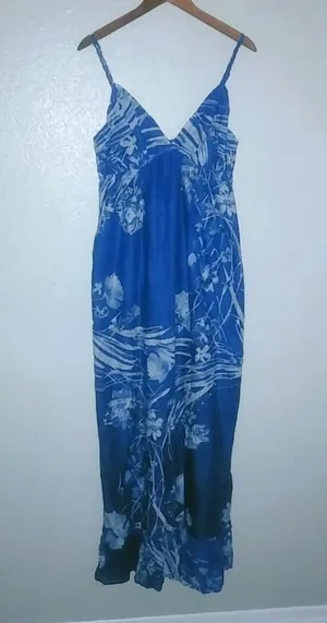 Old Navy L Sleeveless Rope Straps Pocketed Aloha Maxi Dress in Blue White thumbnail 1