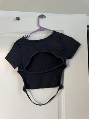 Sincerely Jules Women’s backless shirt thumbnail 2
