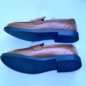 Old Navy Women's Low Heel Preppy Style Classic Cognac Modern Penny Loafer Sz 7 thumbnail 3