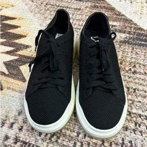 Steve Madden Woman’s Savage Black Platform Lace Up Sneakers Size 6.5 thumbnail 6