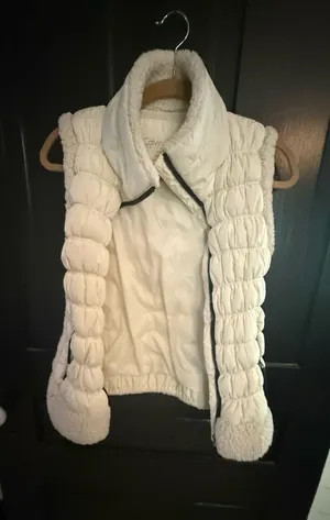Calvin Klein Cream Quilted Faux-Shearling Puffer Vest thumbnail 1