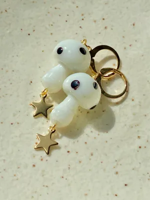 Handmade Kawaii Y2k lampwork glass mushroom & star dangle earrings🍄⭐️ thumbnail 4