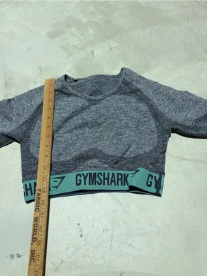 Gymshark Grey Seamless Long Sleeve Crop Top thumbnail 3
